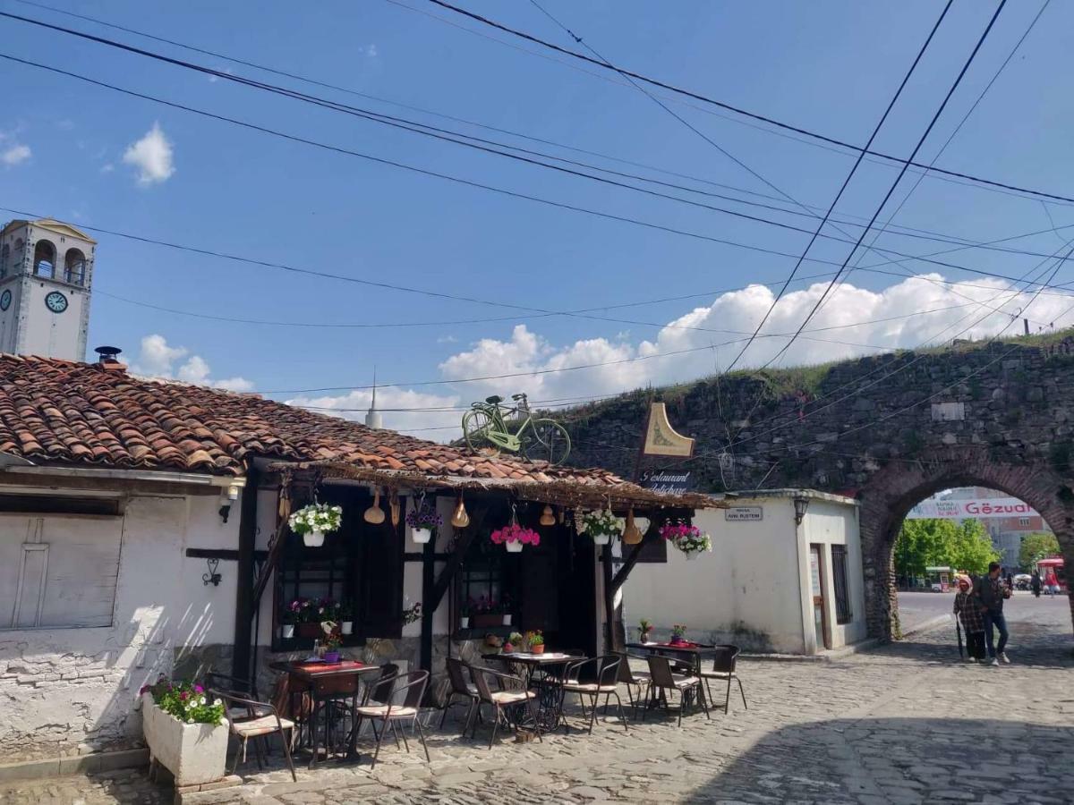 Private Apartment Elbasan Historic Center Exterior foto